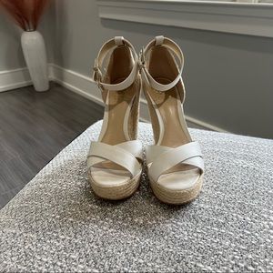 VINCE CAMUTO espadrilles